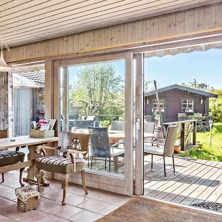 In With Kitchen Tatil Evi Gedser