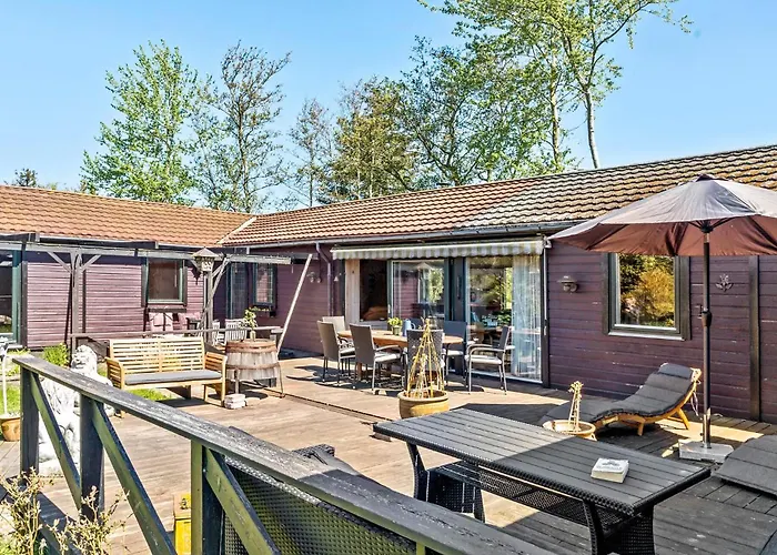 In With Kitchen Gedser